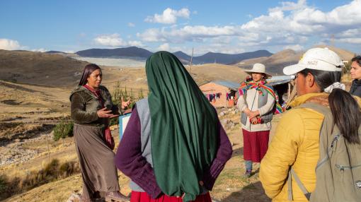 Women discussion mine in Peru