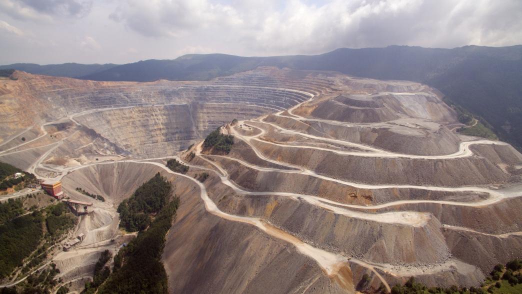 Open pit copper mine